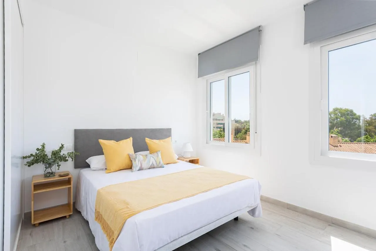 Apartamentos La Pelusa マラガ 0*,  スペイン