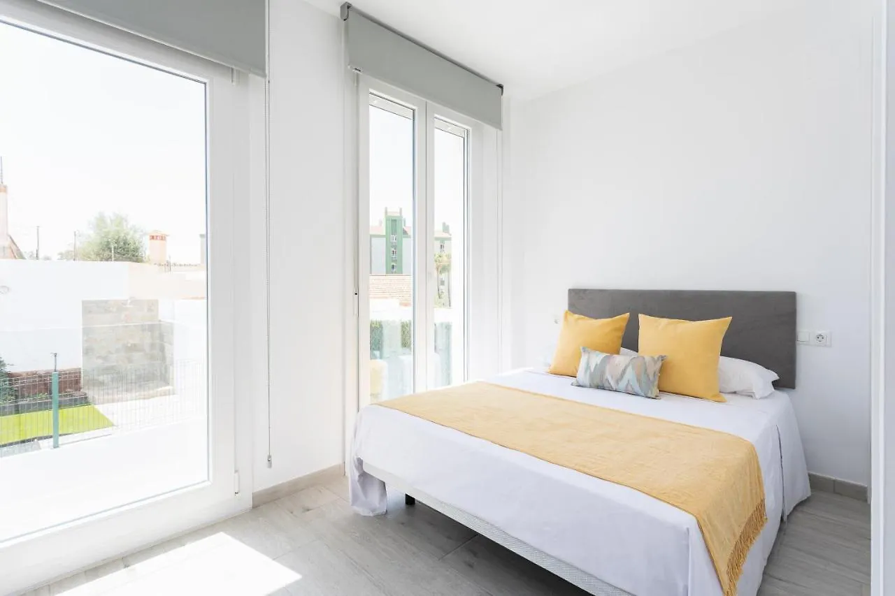 アパート Apartamentos La Pelusa マラガ